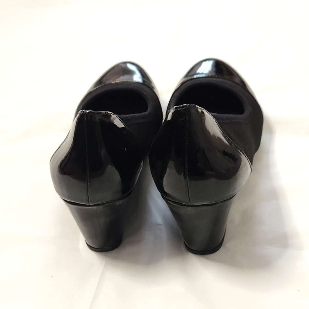 Life Stride Julianna Wedge Pump - Picture 6 of 10